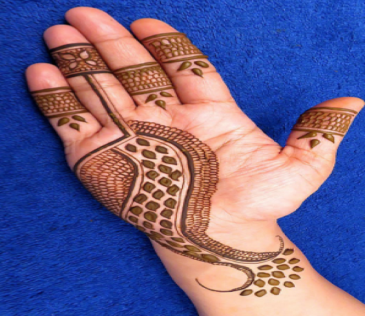 fish mehndi design